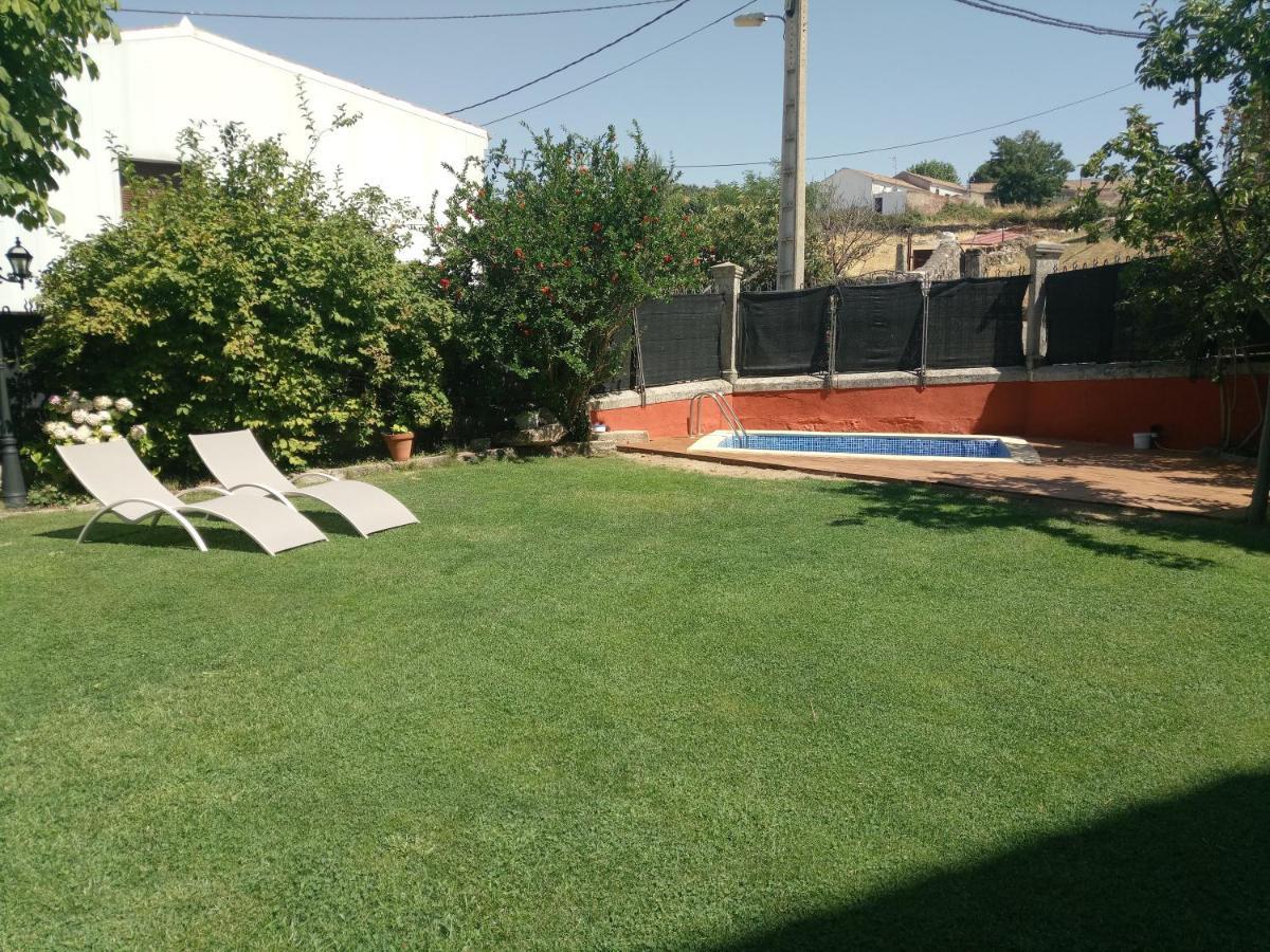 Hotel Villa Maria Fuentes de Béjar Екстериор снимка
