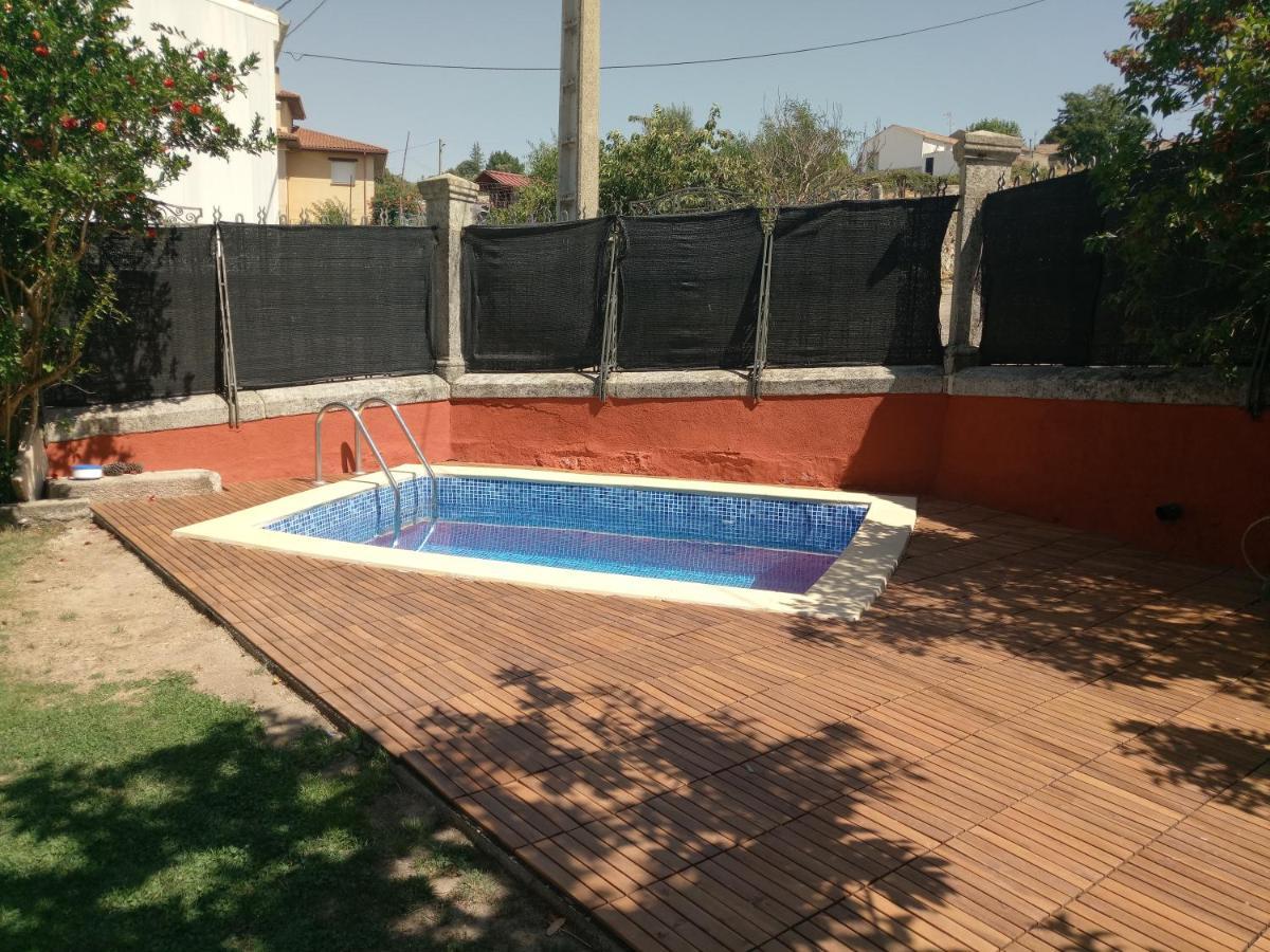 Hotel Villa Maria Fuentes de Béjar Екстериор снимка