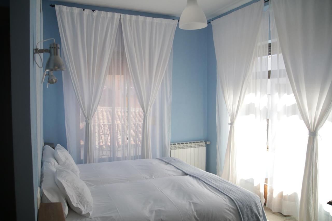 Hotel Villa Maria Fuentes de Béjar Екстериор снимка