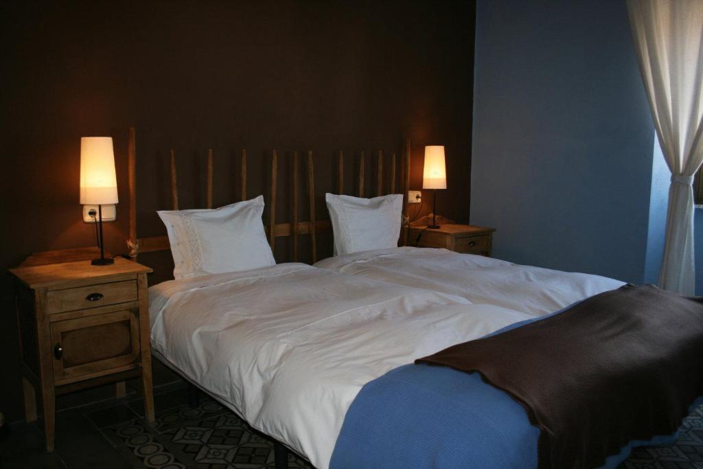 Hotel Villa Maria Fuentes de Béjar Екстериор снимка