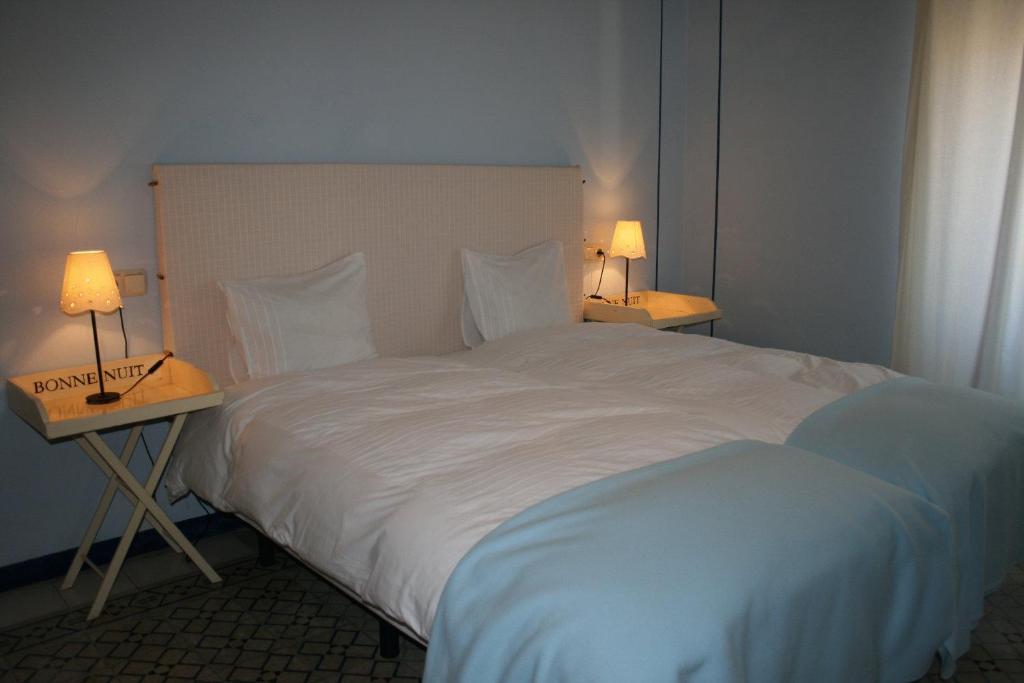 Hotel Villa Maria Fuentes de Béjar Екстериор снимка